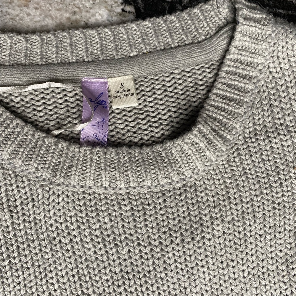 Stripped sweater - Picture 2 of 2